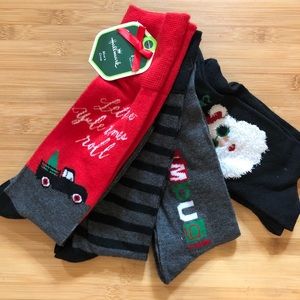 NWT: 4-Pack of Hallmark Christmas Socks Holiday